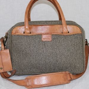 hartmann tweed carry on